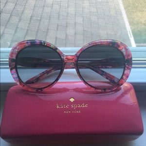 Kate Spade Doriane oversize pink sunglasses